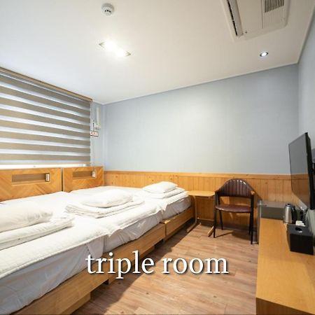 Sea Star Hostel Yeosu Eksteriør bilde