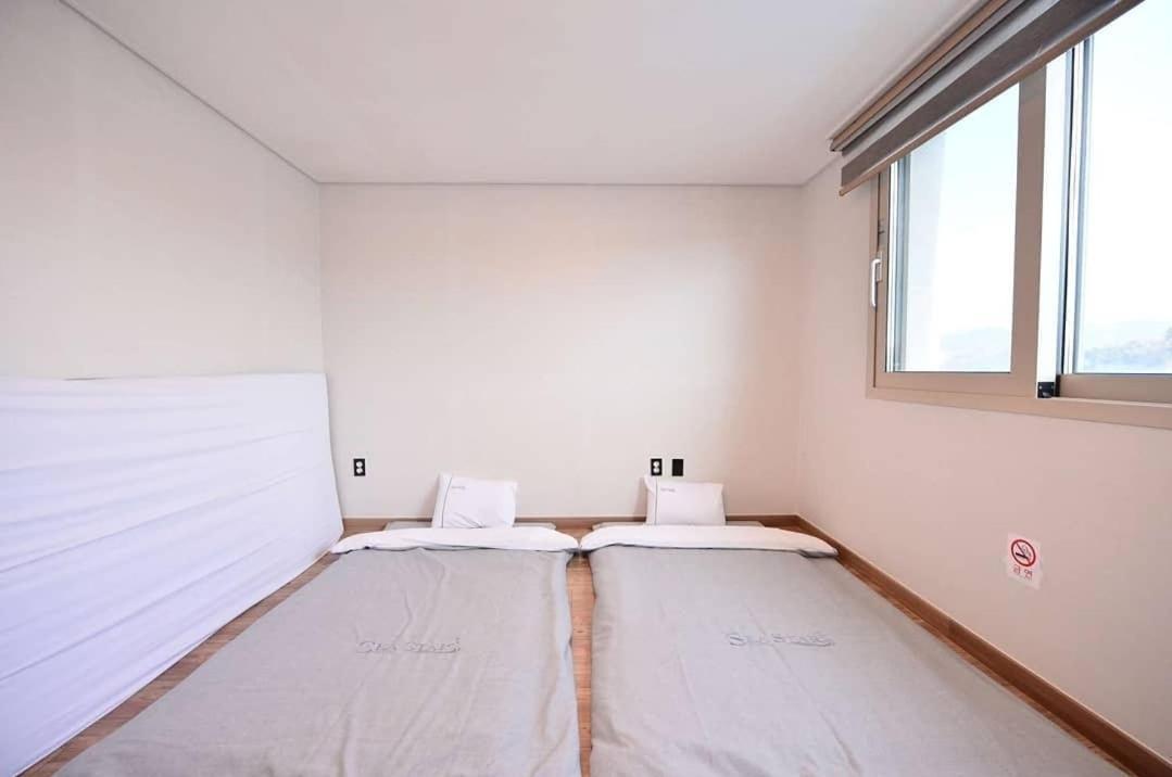 Sea Star Hostel Yeosu Eksteriør bilde
