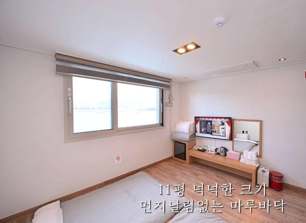 Sea Star Hostel Yeosu Eksteriør bilde