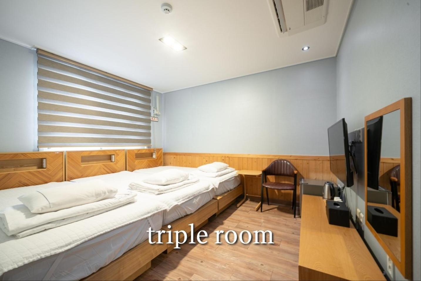 Sea Star Hostel Yeosu Eksteriør bilde